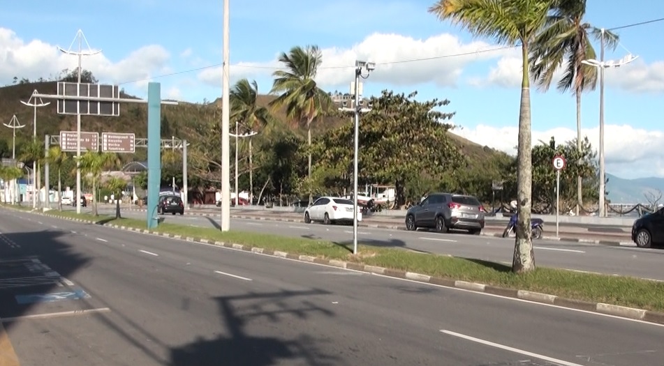 Fiscalização por lombadas eletrônicas tem início no mês de agosto em Caraguatatuba