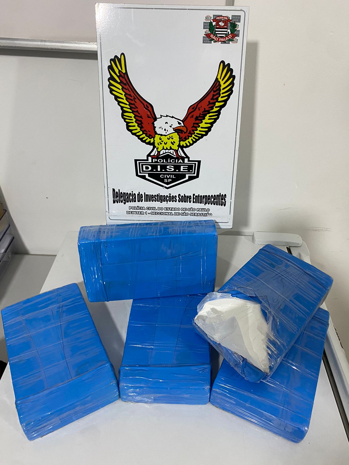 Dise apreende 5 kg de cocaína pura em São Sebastião