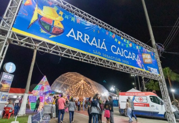 Arraiá Caiçara de São Sebastião 2023 segue até domingo na Rua da Praia