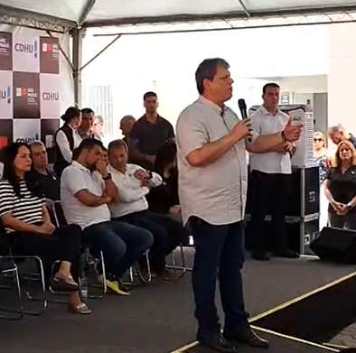 Governador entrega moradias populares, quase um ano após tragédia em São Sebastião